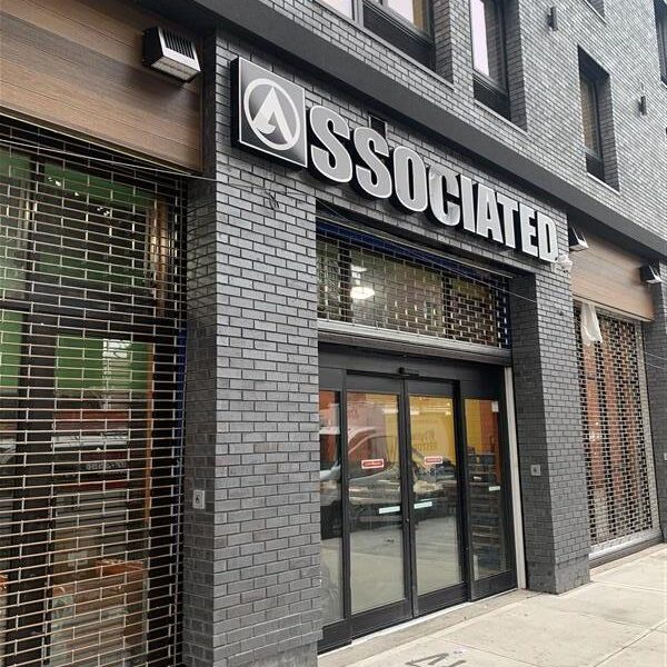 Associated Supermarket Group celebra la apertura de nueva tienda Met Fresh  en Brooklyn - Abasto